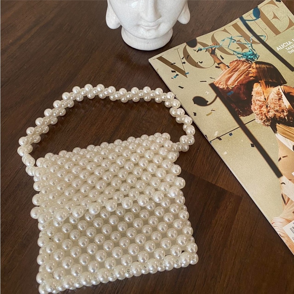Mini pearl purse